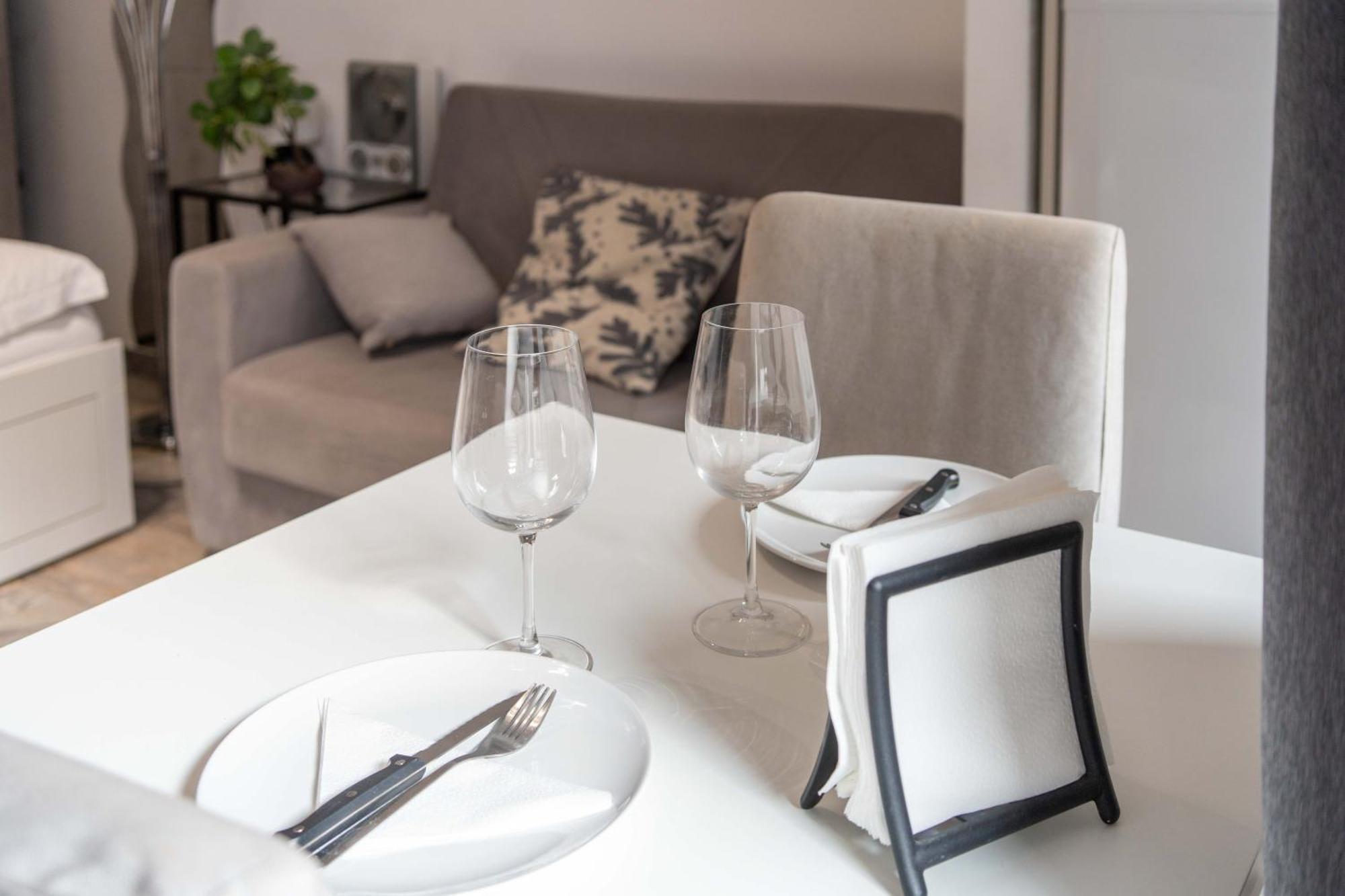 Suite 12 Milano Centro Parking Free Bagian luar foto
