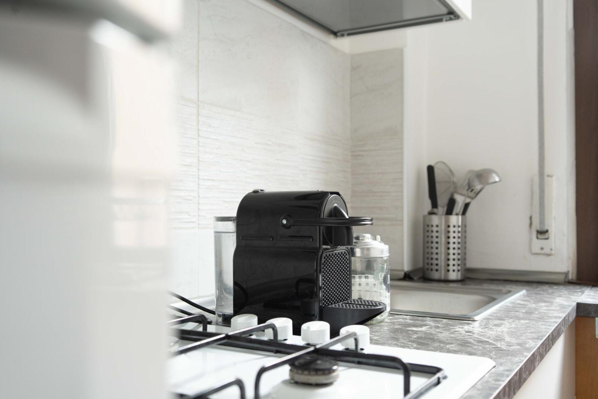 Suite 12 Milano Centro Parking Free Bagian luar foto